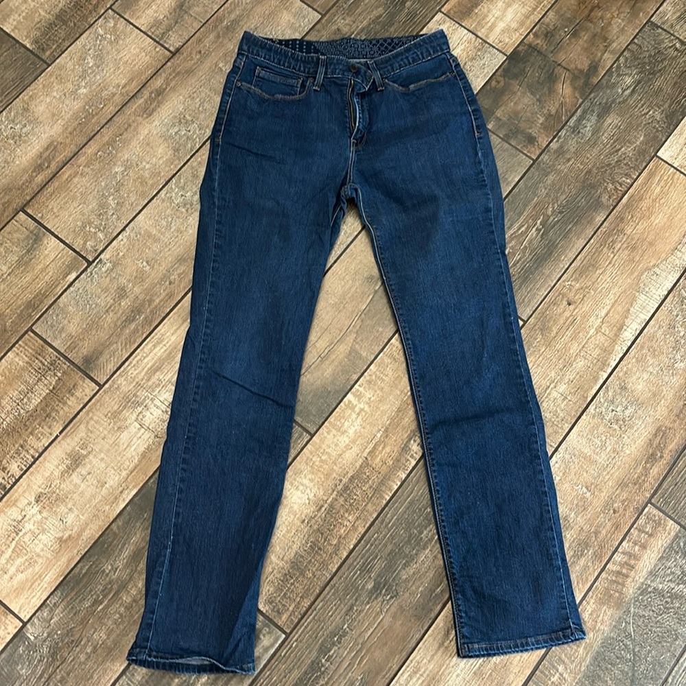 Levi’s straight jeans
